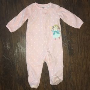 Carter’s baby girl footed pajamas zipped closure